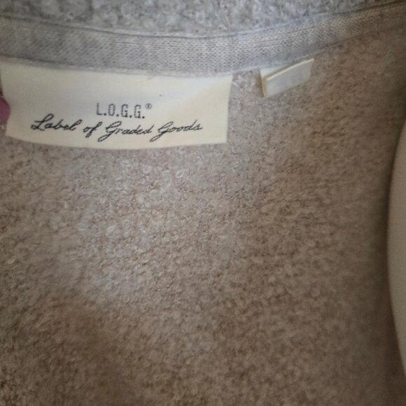 H&M Size Large Sweater - Picture 4 of 5